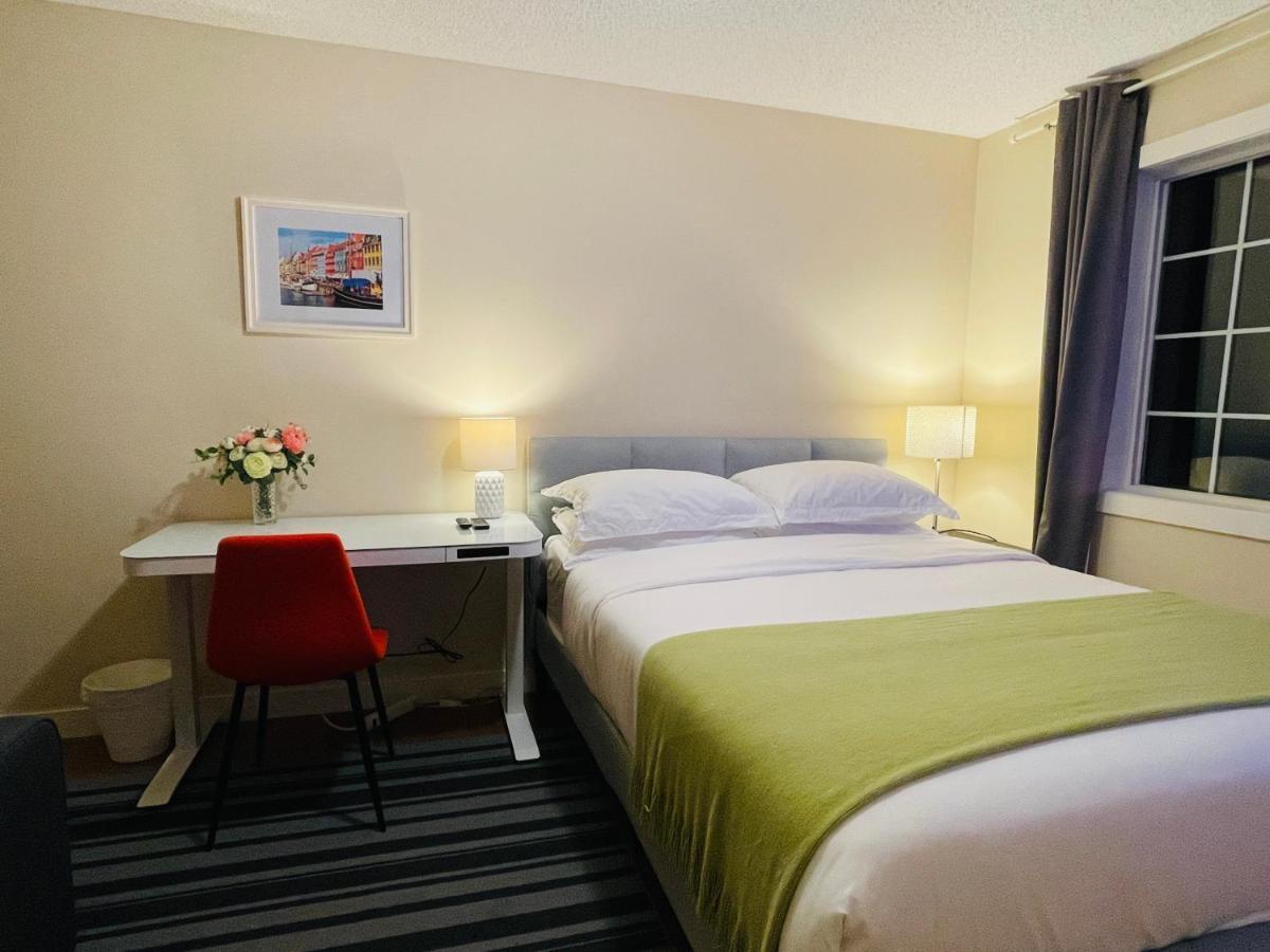 Joe'S Cozy And Quality Place In YYC المظهر الخارجي الصورة